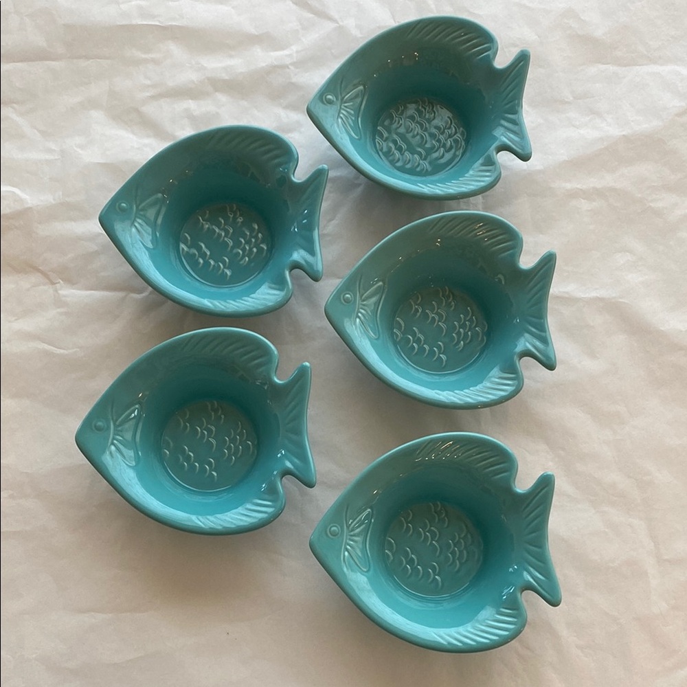 Chantal. Aqua Fish-Shaped Ceramic backing dishes. Set of 5.  Oven,microwave safe